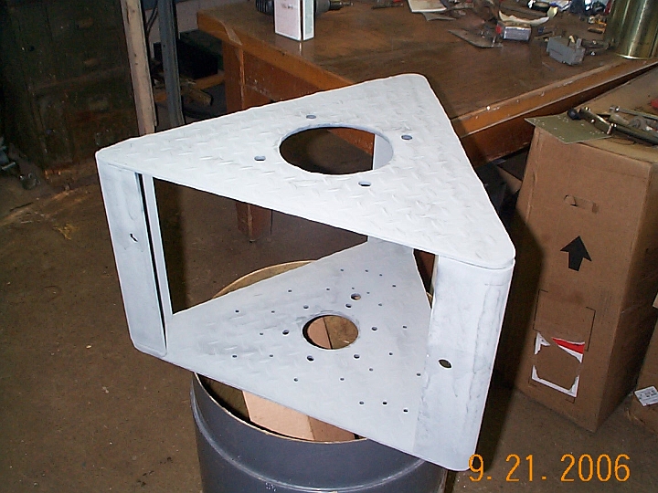 DCP00764.JPG - It looks a lot better galvanized.